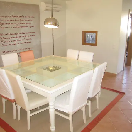Villa T3 Com Jardim Sagres