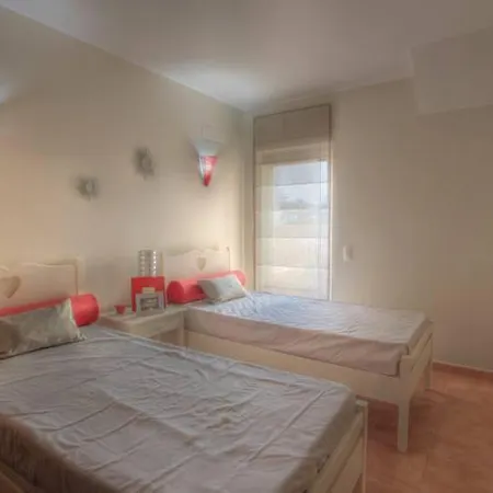 T3 Com Jardim * 사그레스