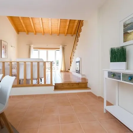 Villa T3 Com Jardim Sagres