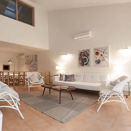 T3 Com Jardim 사그레스