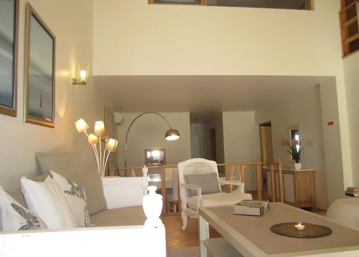 T3 Com Jardim * Сагреш